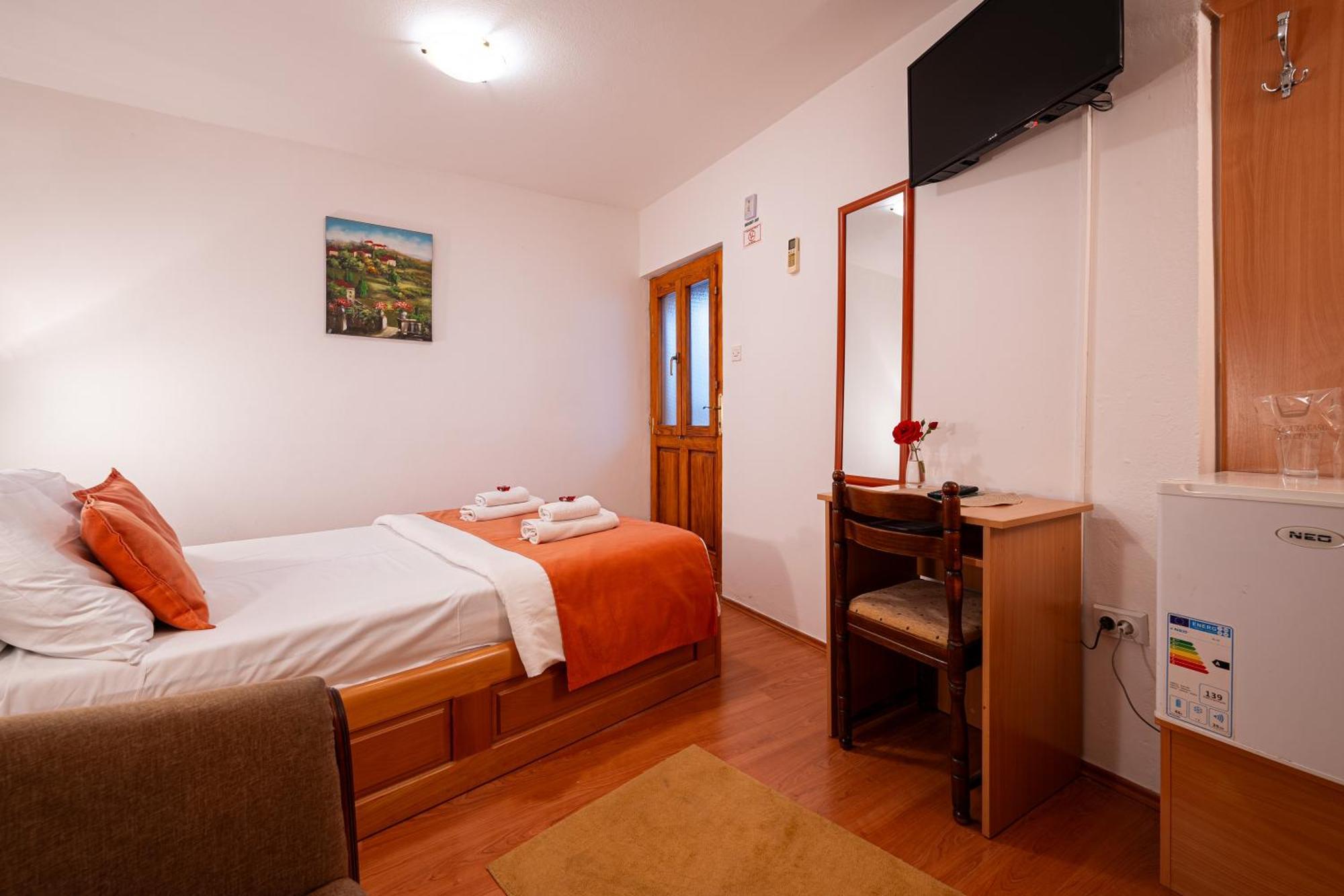 Hotel Bokeljski Dvori Kotor Rom bilde