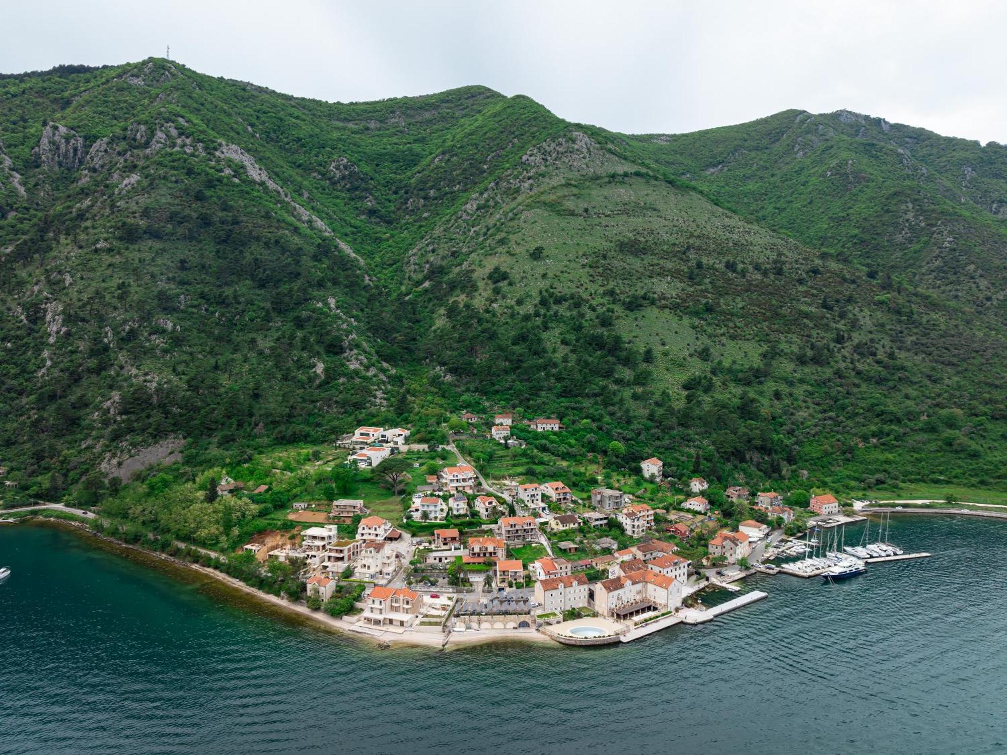 Hotel Bokeljski Dvori Kotor Eksteriør bilde